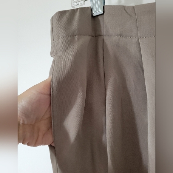 NWT Eileen Fisher Tencel Pleated Slouchy Ankle Pants in Stone size PM - Picture 5 of 11